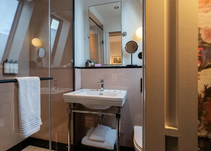 Dadou Paris Hotel